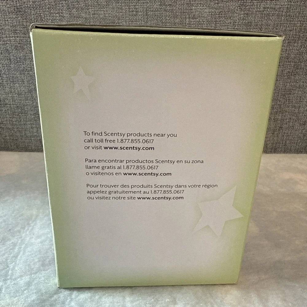 NEW Scentsy RUS Plug-In‎ Wall Wax Warmer Nightlight Retired  Boho Abstract